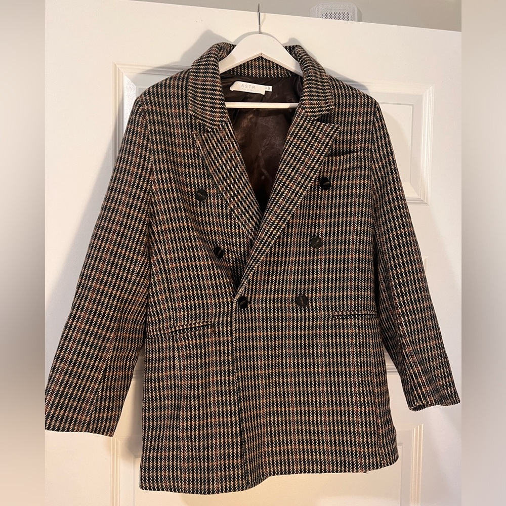 ASTR the label oversized tweed blazer